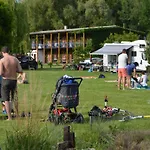 Ξενοδοχείο Lavka Park Skochovice Vrané nad Vltavou