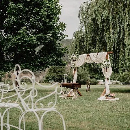 Hotel Lávka Park Skochovice Vrané nad Vltavou