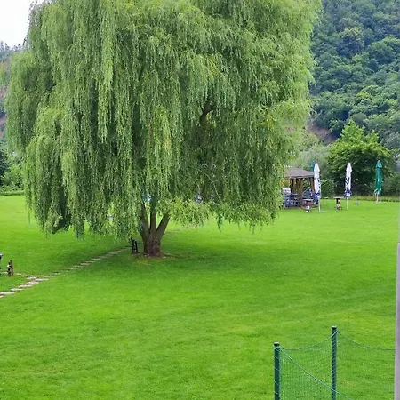 Lavka Park Skochovice ホテル Vrané nad Vltavou